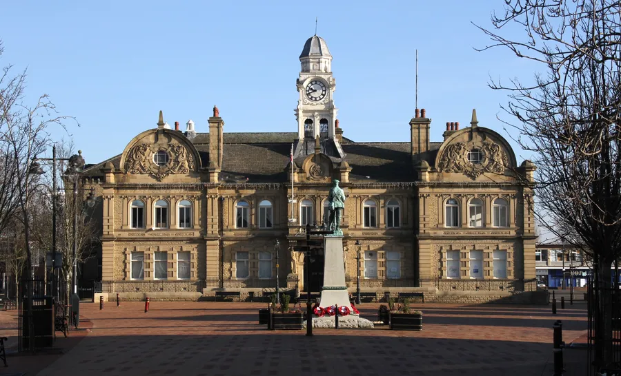 Comprehensive asbestos surveys in Ossett for homeowners, landlords and businesses, helping identify asbestos-containing materials and support safe property management.