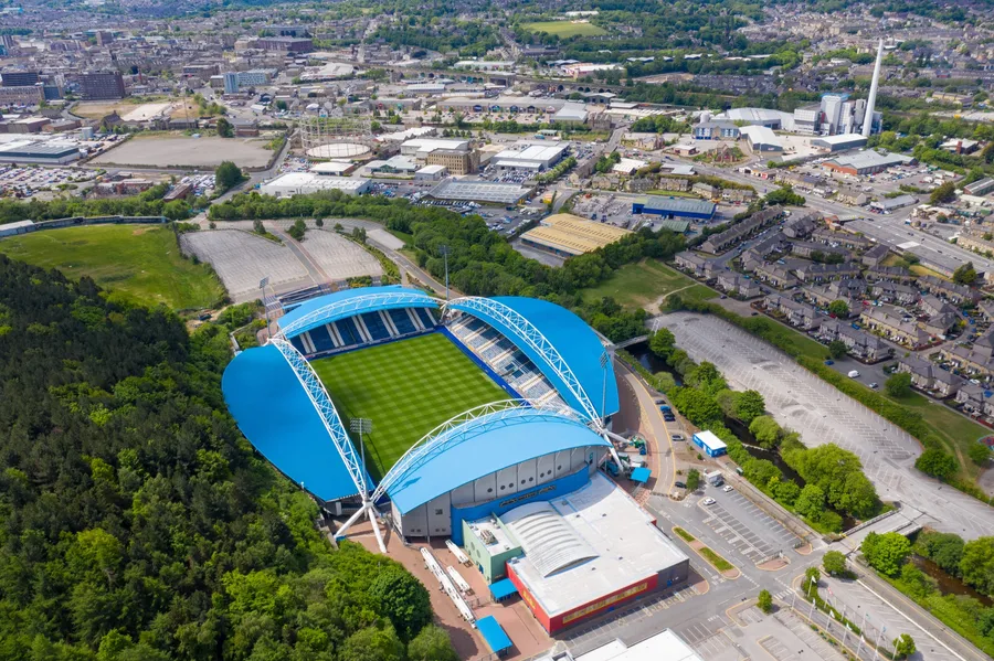 Professional asbestos testing in Huddersfield for homes, rental properties and commercial buildings, with samples analysed by a UKAS-accredited laboratory.