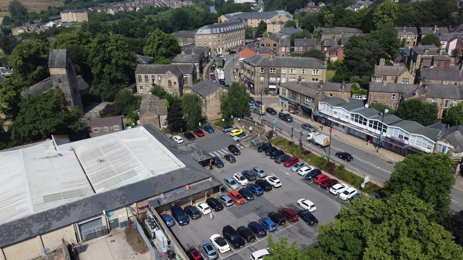 Reliable asbestos testing in Mirfield for homeowners, landlords and businesses, with samples analysed by a UKAS-accredited laboratory.