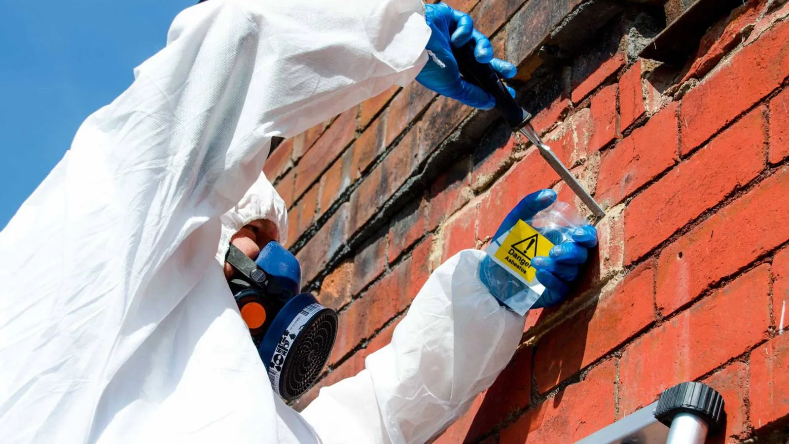 Sampling or asbestos testing of suspect material