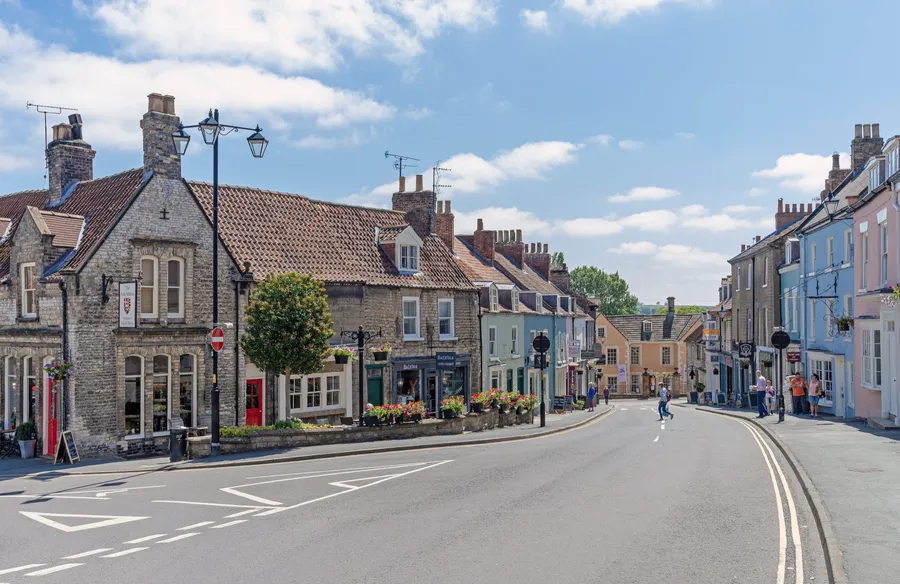 Reliable asbestos testing in Malton for domestic and commercial properties, with samples safely collected and analysed by a UKAS-accredited laboratory.