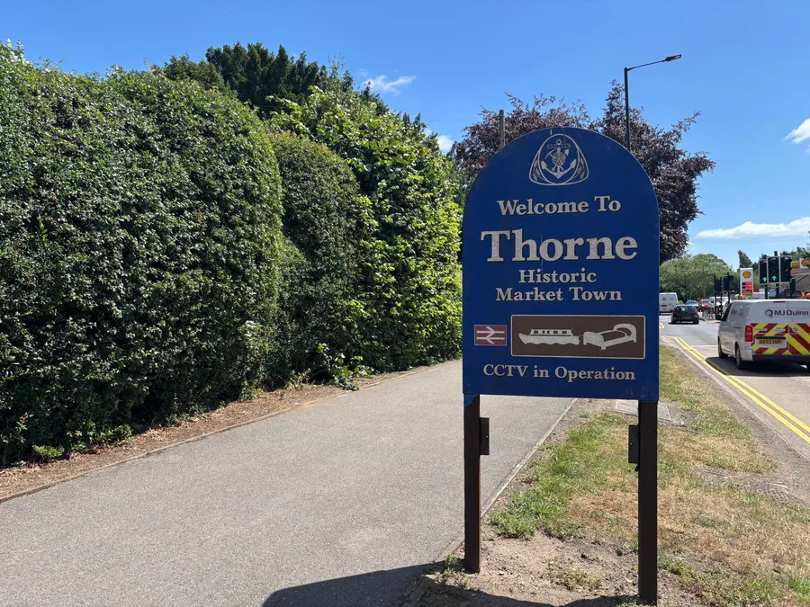 Professional asbestos surveys in Thorne for domestic, commercial, industrial and agricultural properties.