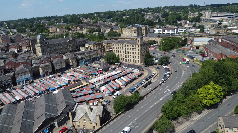 Safe and reliable asbestos testing in Dewsbury for domestic, rental and commercial properties, with samples analysed by a UKAS-accredited laboratory.
