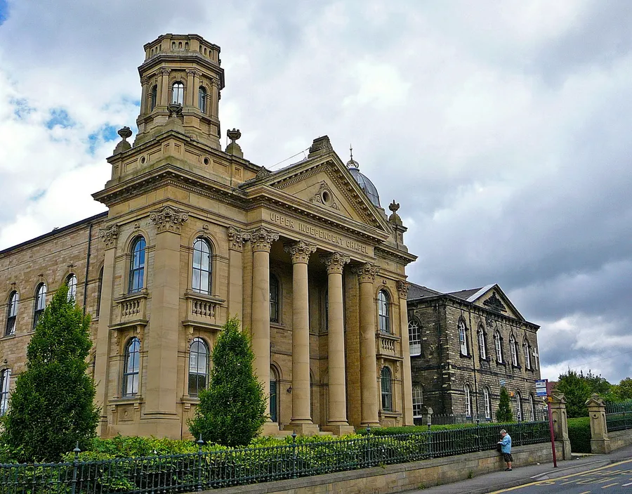 Reliable asbestos surveys in Heckmondwike for homeowners, landlords and businesses, helping identify, assess and safely manage asbestos-containing materials.