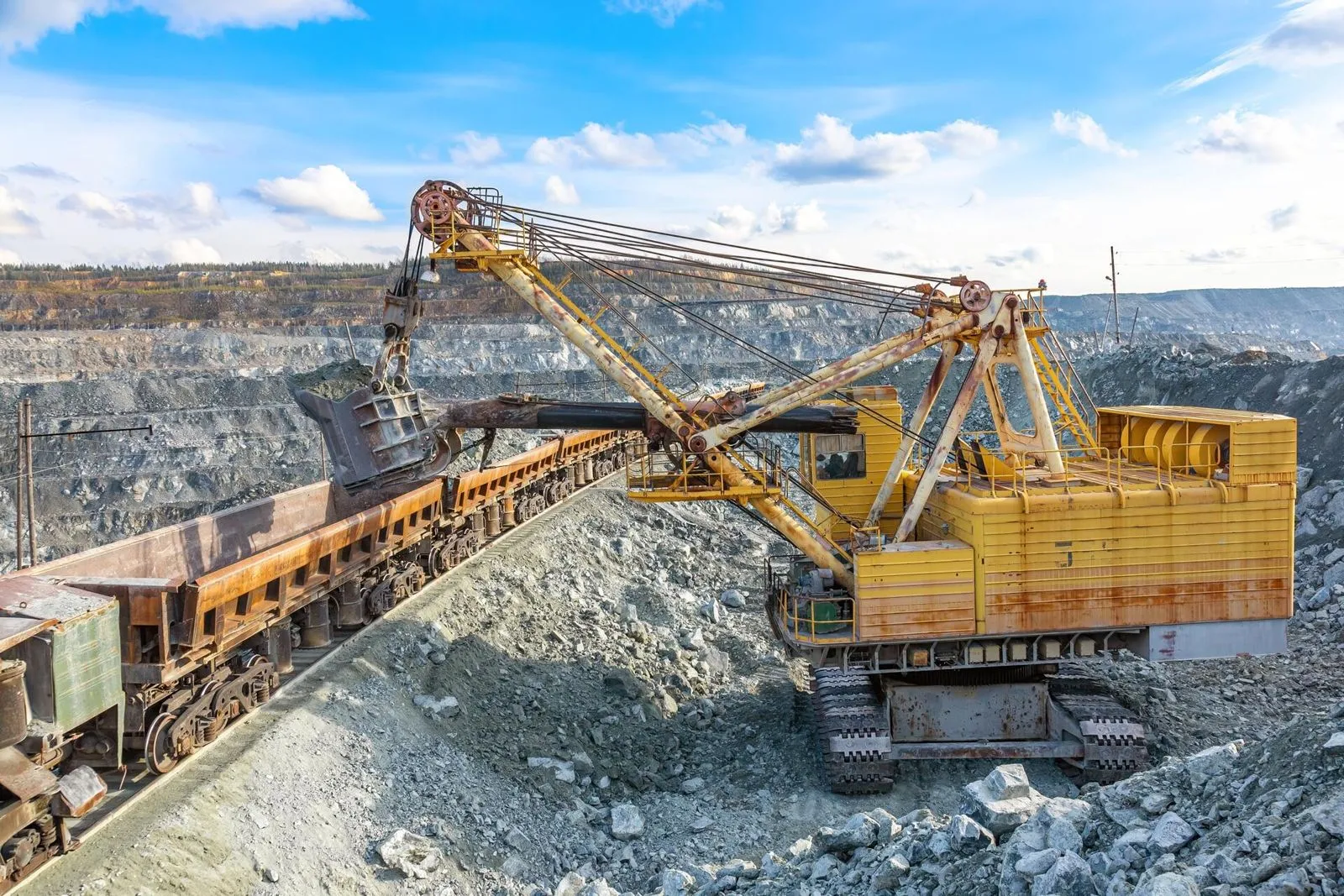 Asbestos mining