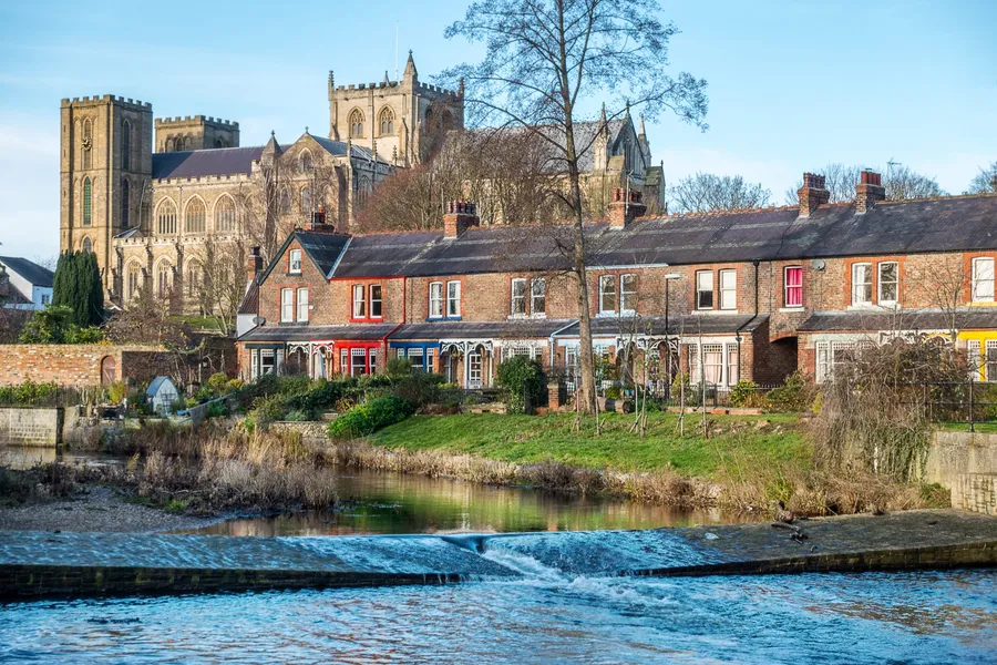 Professional asbestos testing in Ripon for domestic and commercial properties, with samples analysed by a UKAS-accredited laboratory.