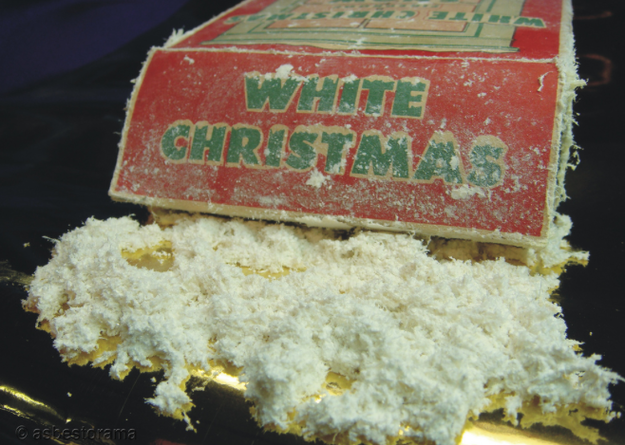 Asbestos used in fake snow for decoration